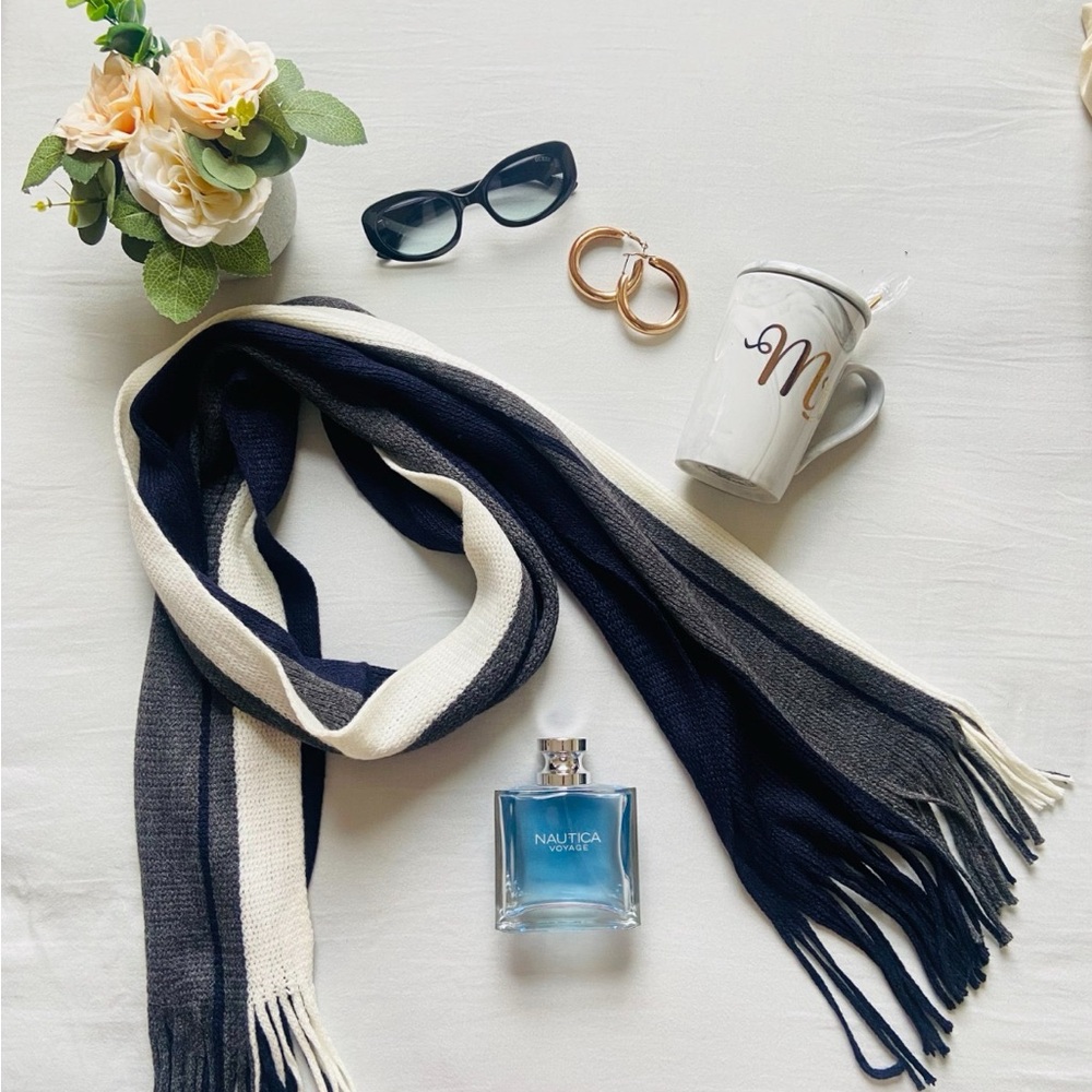Nautica Blue and Cream Fringed Scarf